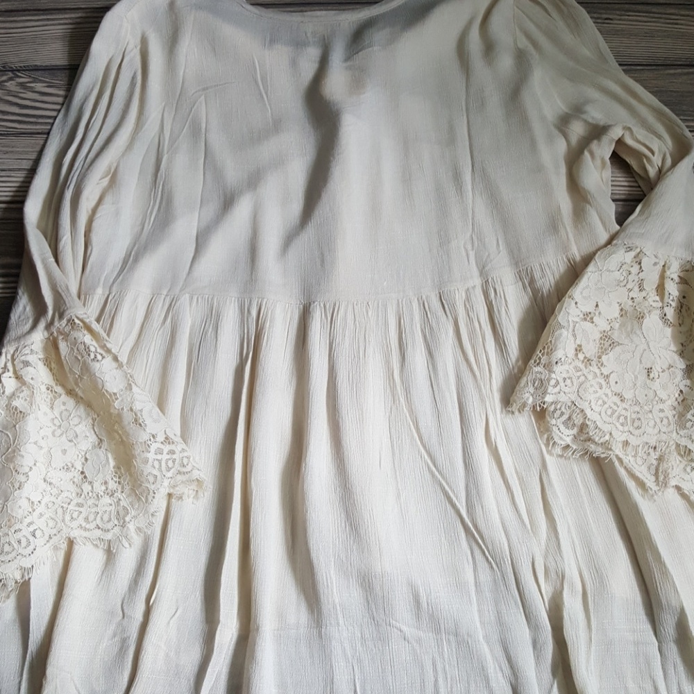 Plus Size Natural Lace Up Blouse - Picture 6 of 6